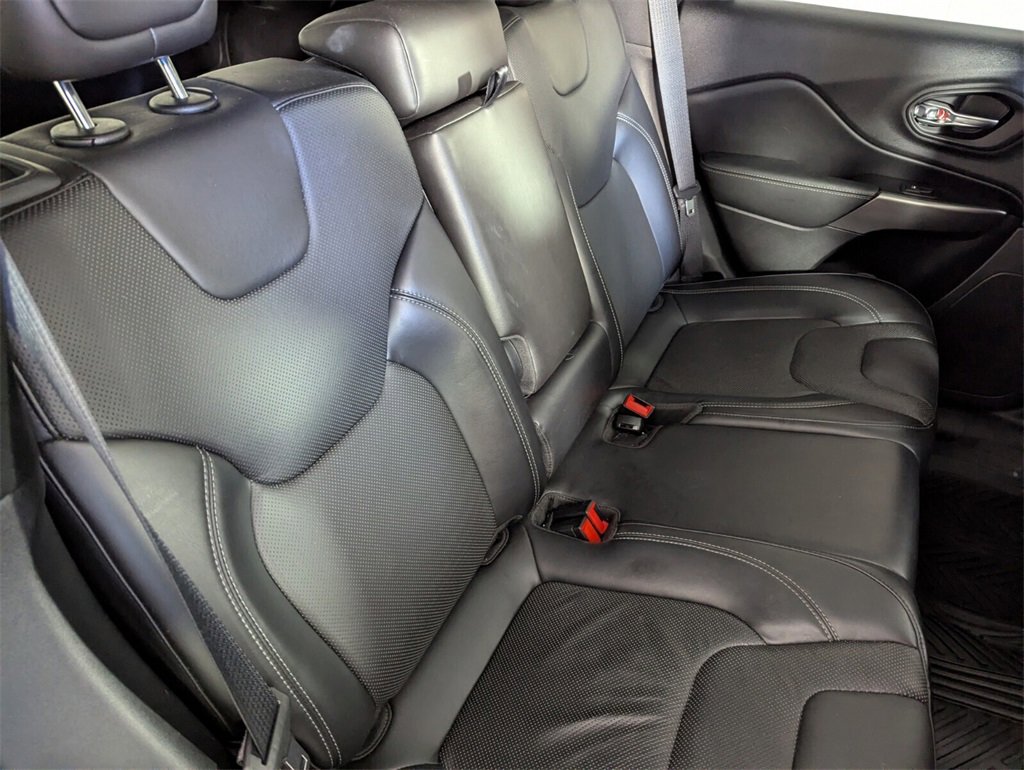 Certified 2020 Jeep Cherokee Limited image 34