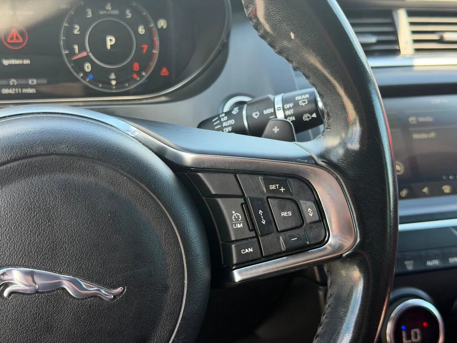 Used 2019 Jaguar E-PACE R-Dynamic HSE AWD/4WD image 20