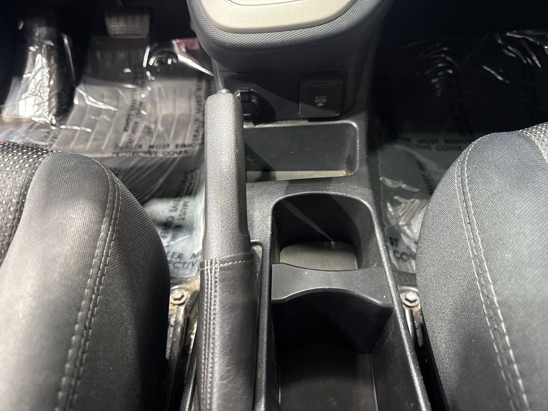 Used 2010 Pontiac Vibe AWD w/ Sun And Sound Package image 85