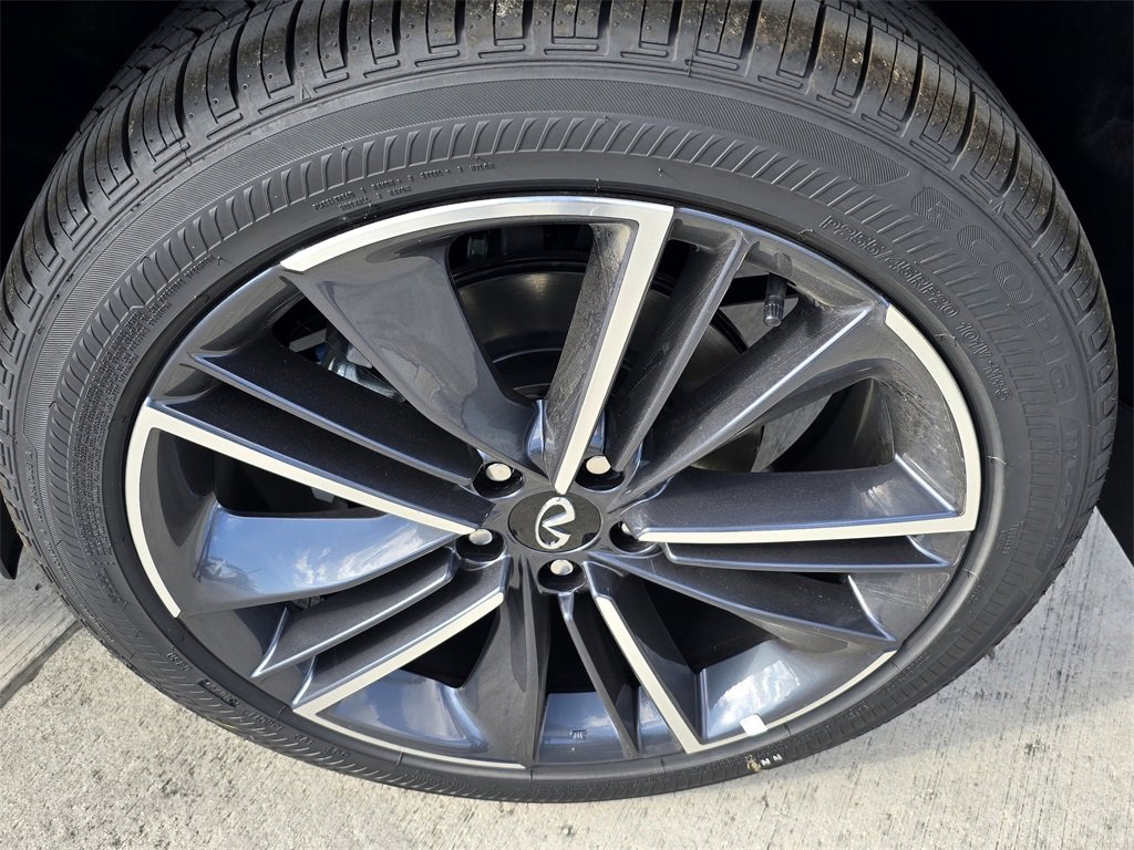 New 2025 INFINITI QX50 Sport image 5
