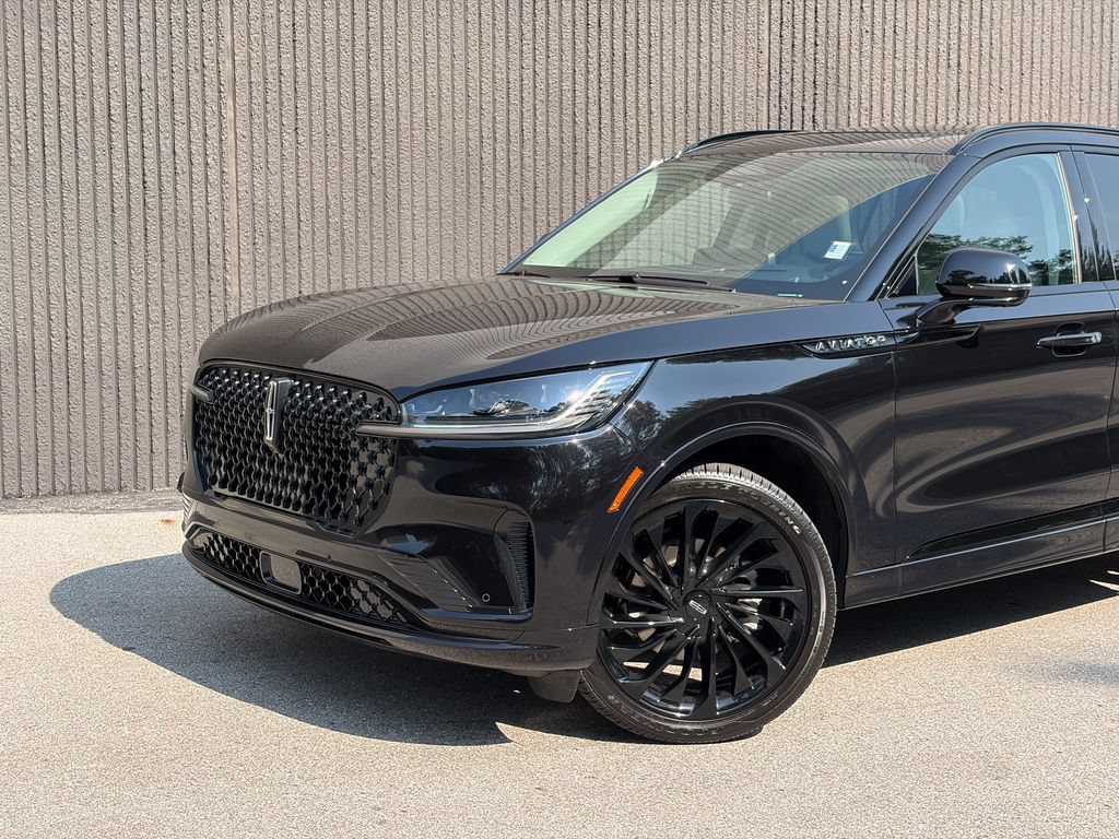 New 2026 Lincoln Aviator Reserve AWD/4WD image 2