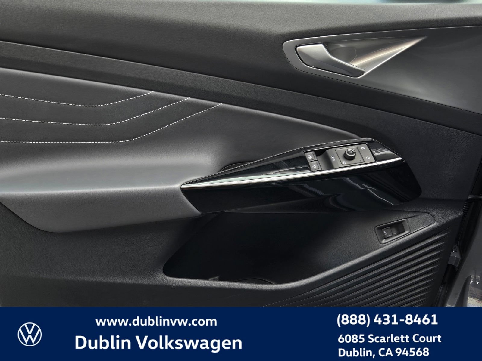 Used 2023 Volkswagen ID.4 Pro S RWD image 10