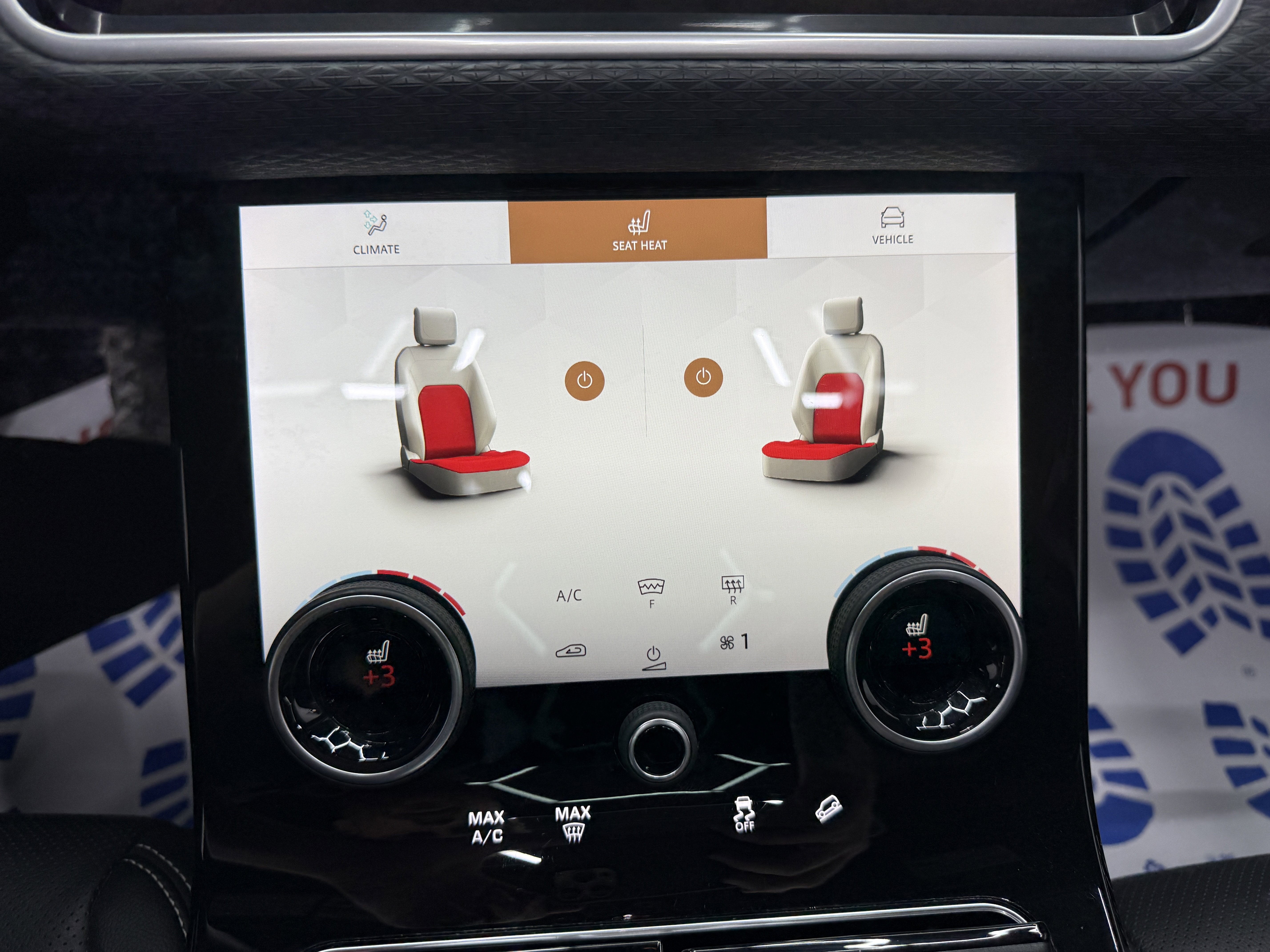 Used 2023 Land Rover Range Rover Velar R-Dynamic S image 23