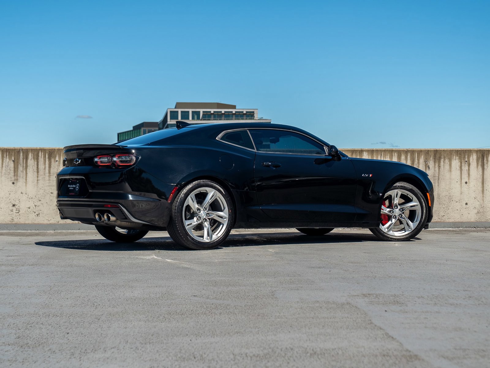 Used 2021 Chevrolet Camaro LT w/ RS Package RWD image 4