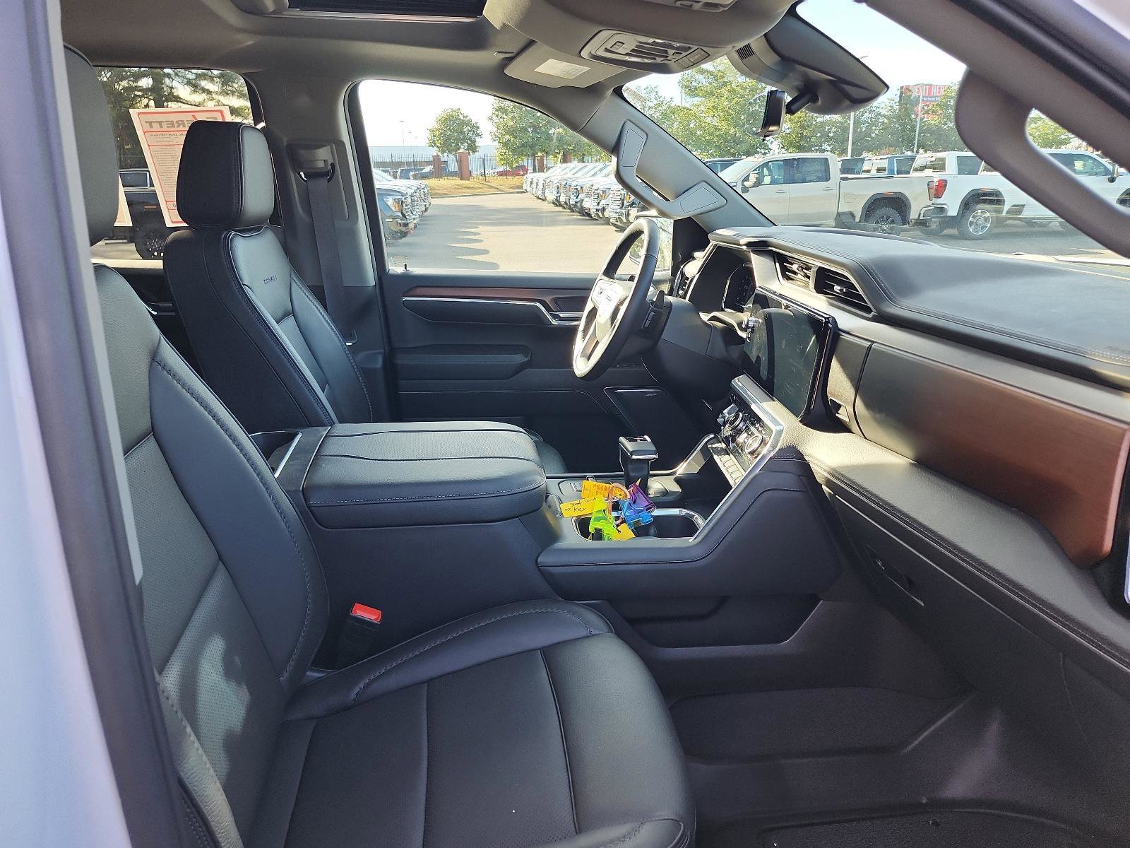 Certified 2024 GMC Sierra 1500 Denali w/ Denali Reserve Package image 8