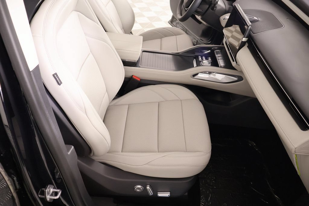 New 2026 Lincoln Nautilus Premier w/ Equipment Group 102A AWD/4WD image 13