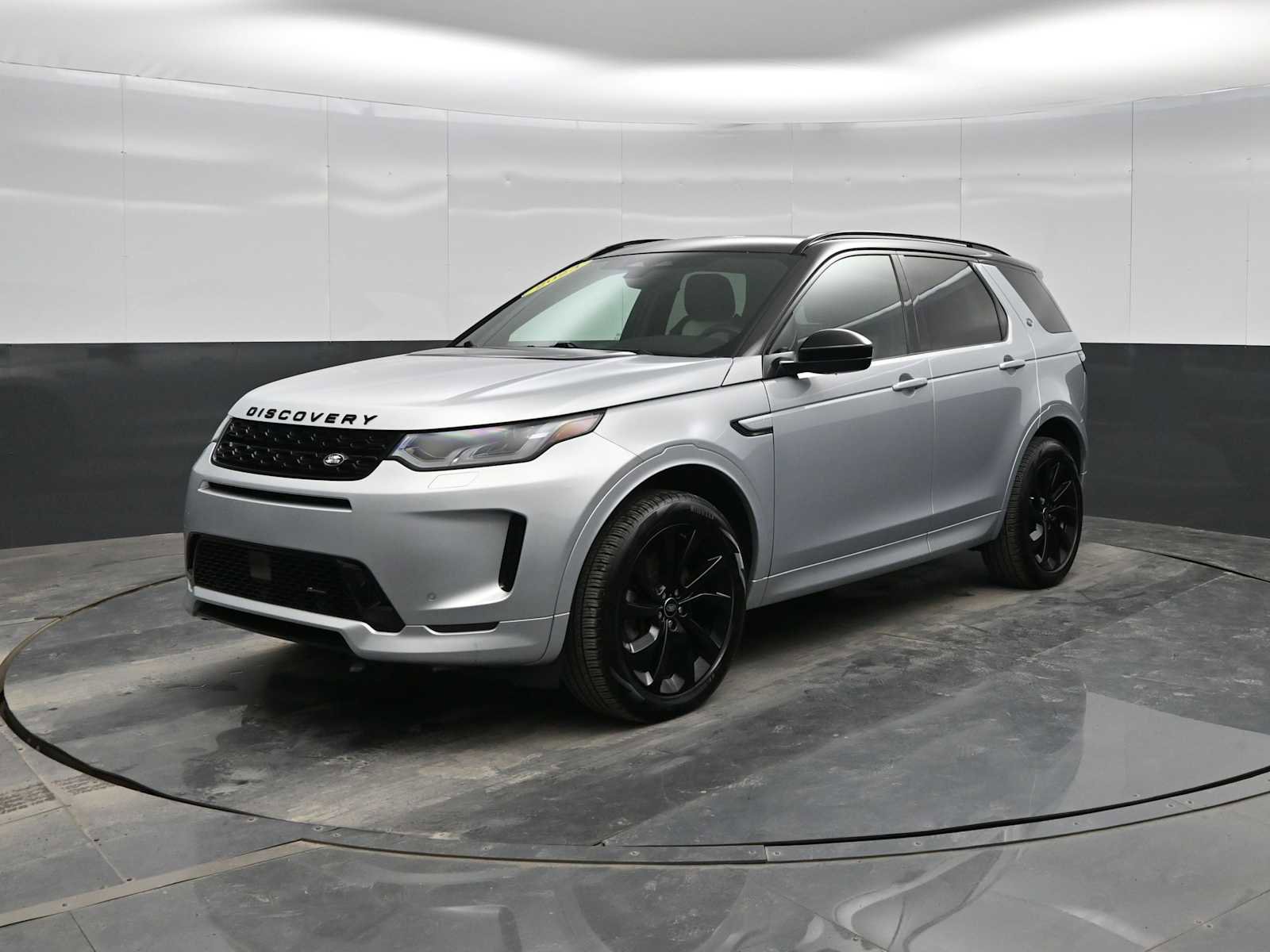 Used 2023 Land Rover Discovery Sport SE R-Dynamic image 1