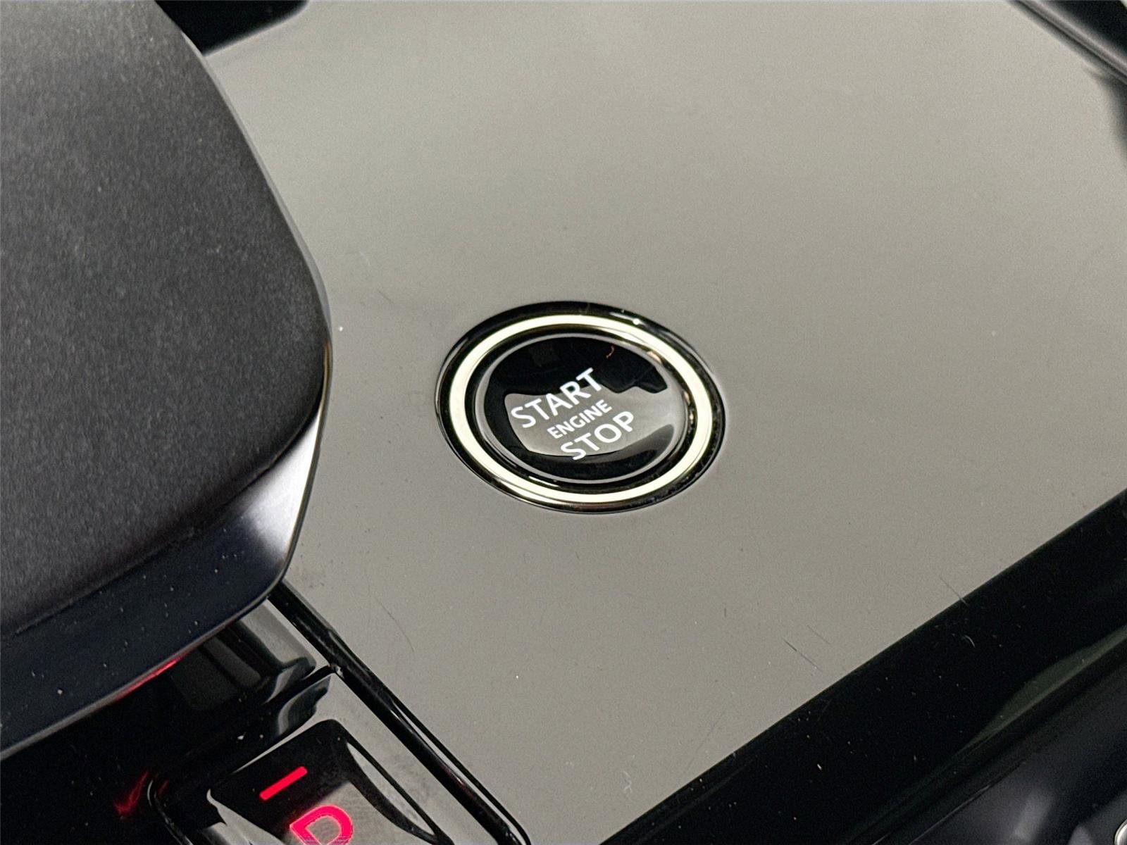 Used 2024 Land Rover Range Rover Sport Dynamic SE image 10