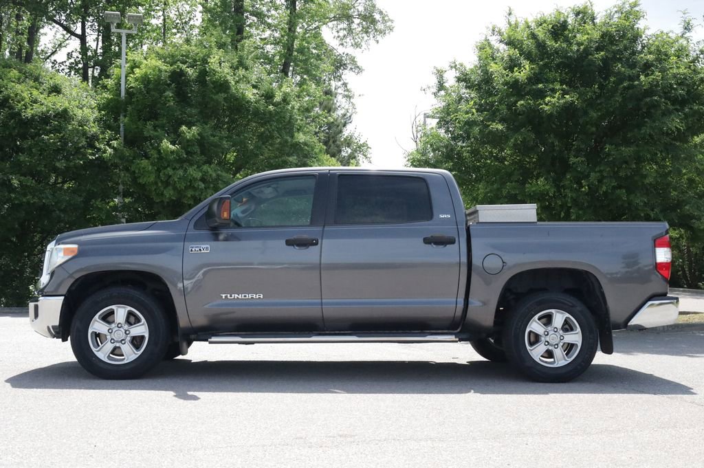 Used 2014 Toyota Tundra SR5 w/ SR5 Upgrade Package RWD image 2