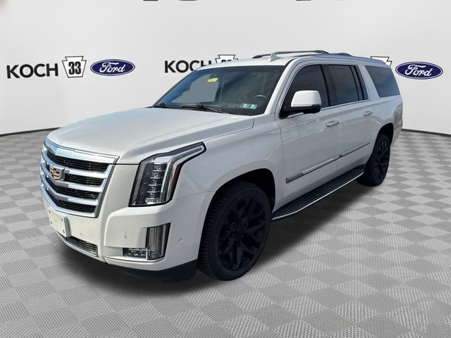 Used 2017 Cadillac Escalade ESV Luxury AWD/4WD image 3