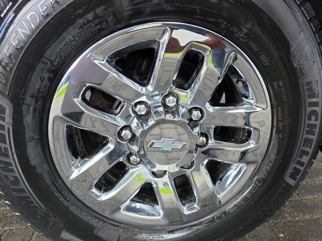 Used 2016 Chevrolet Silverado 2500 LT w/ All Star Edition AWD/4WD image 8