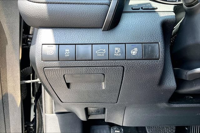 Used 2024 Toyota Camry SE FWD image 15