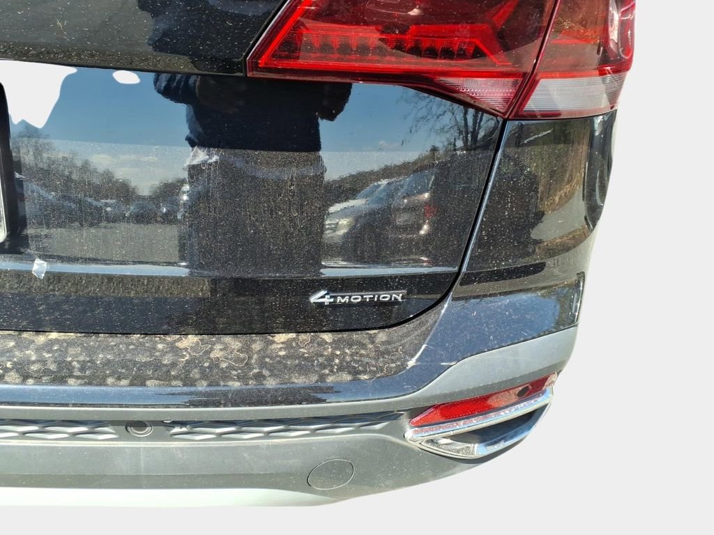 Used 2022 Volkswagen Taos SEL w/ Panoramic Sunroof Package image 28