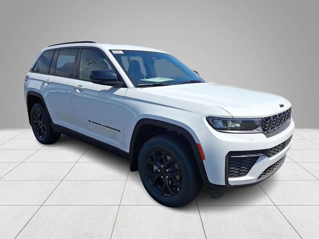 New 2026 Jeep Grand Cherokee Altitude AWD/4WD image 3