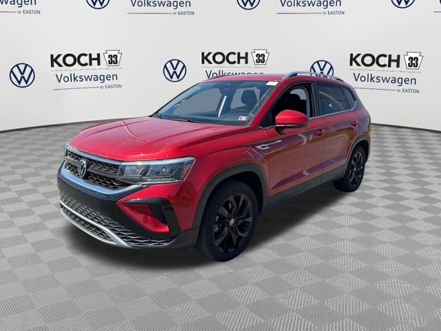 Used 2022 Volkswagen Taos SE AWD/4WD image 3