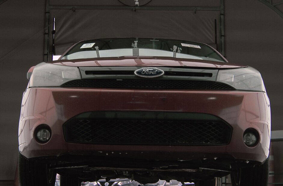 Used 2010 Ford Focus SE image 6