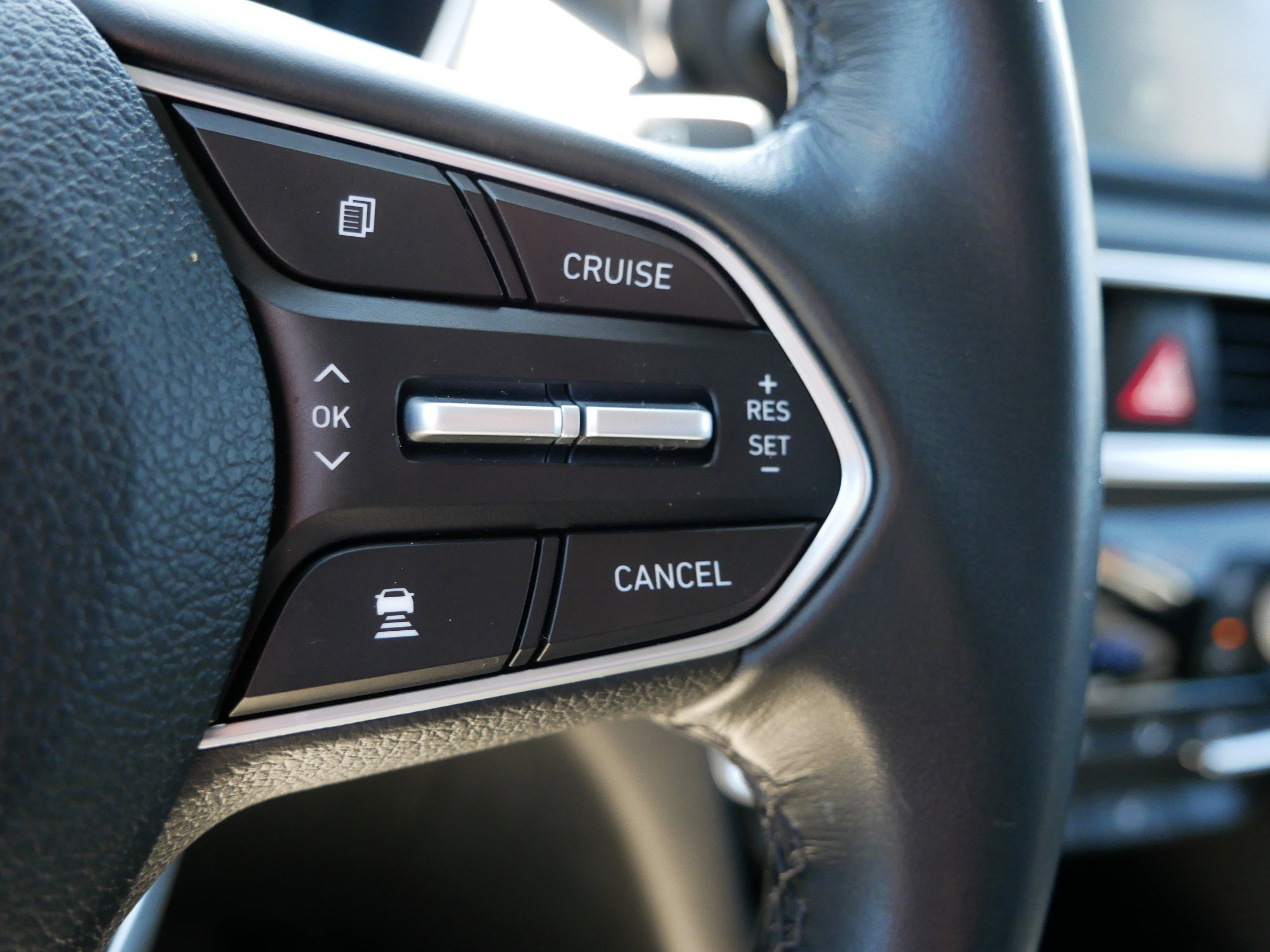 Used 2020 Hyundai Santa Fe SEL w/ Convenience Package AWD/4WD image 28
