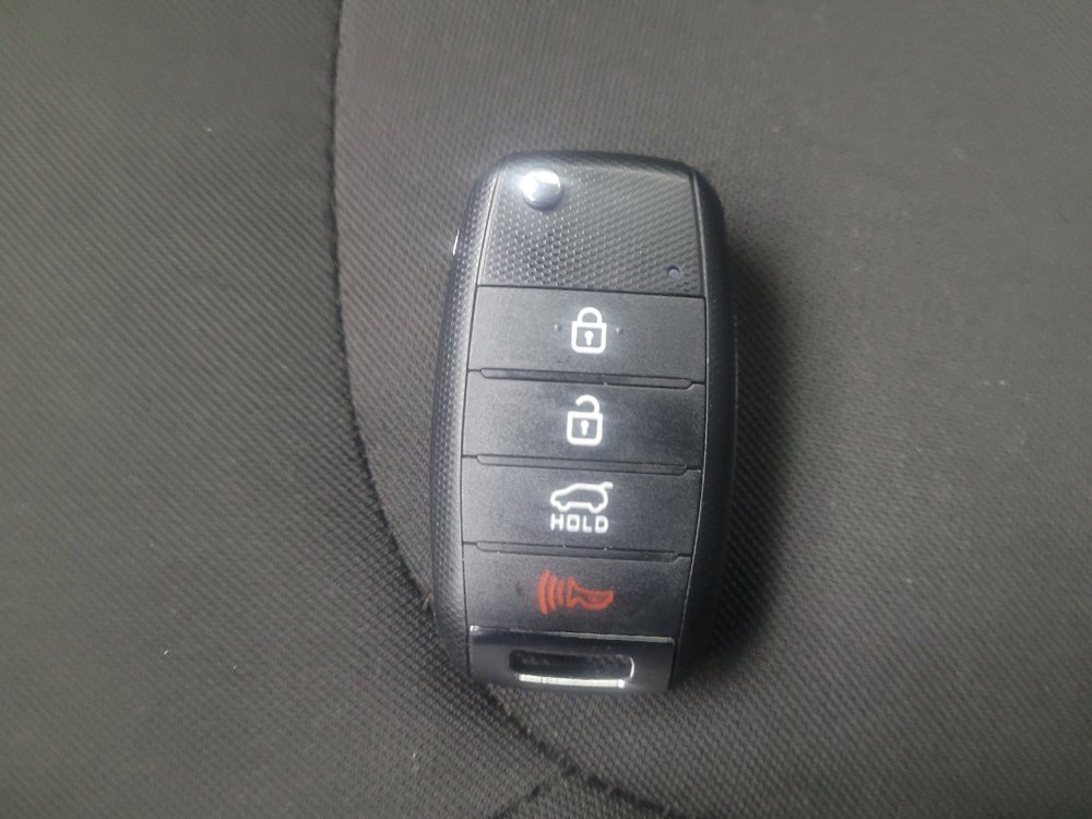 Used 2016 Kia Soul image 32