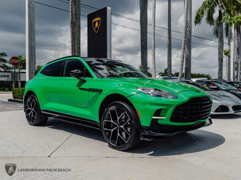 Used 2025 Aston Martin DBX 707 AWD/4WD image 8