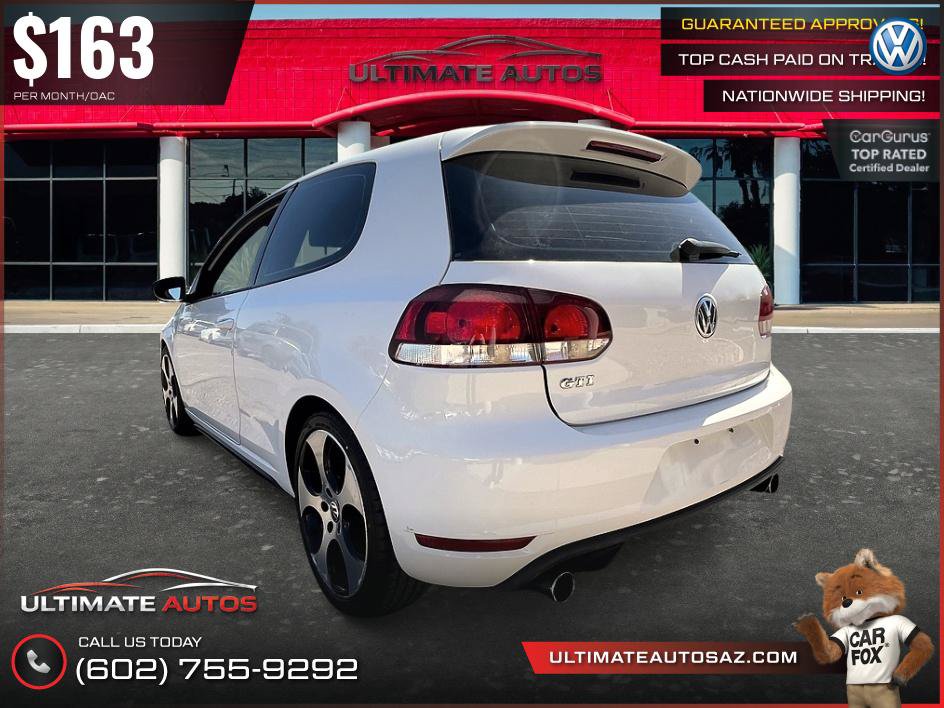 Used 2011 Volkswagen Golf 2-Door FWD image 3