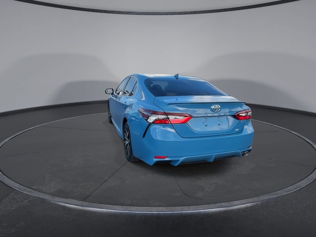 Used 2023 Toyota Camry SE FWD image 7