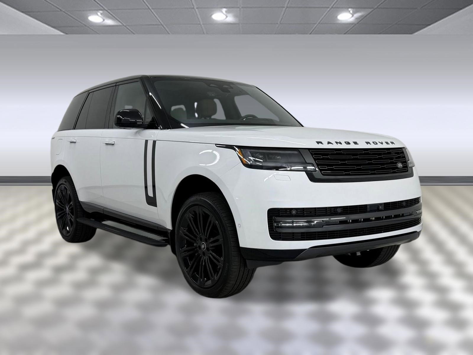 Used 2025 Land Rover Range Rover SE AWD/4WD image 7