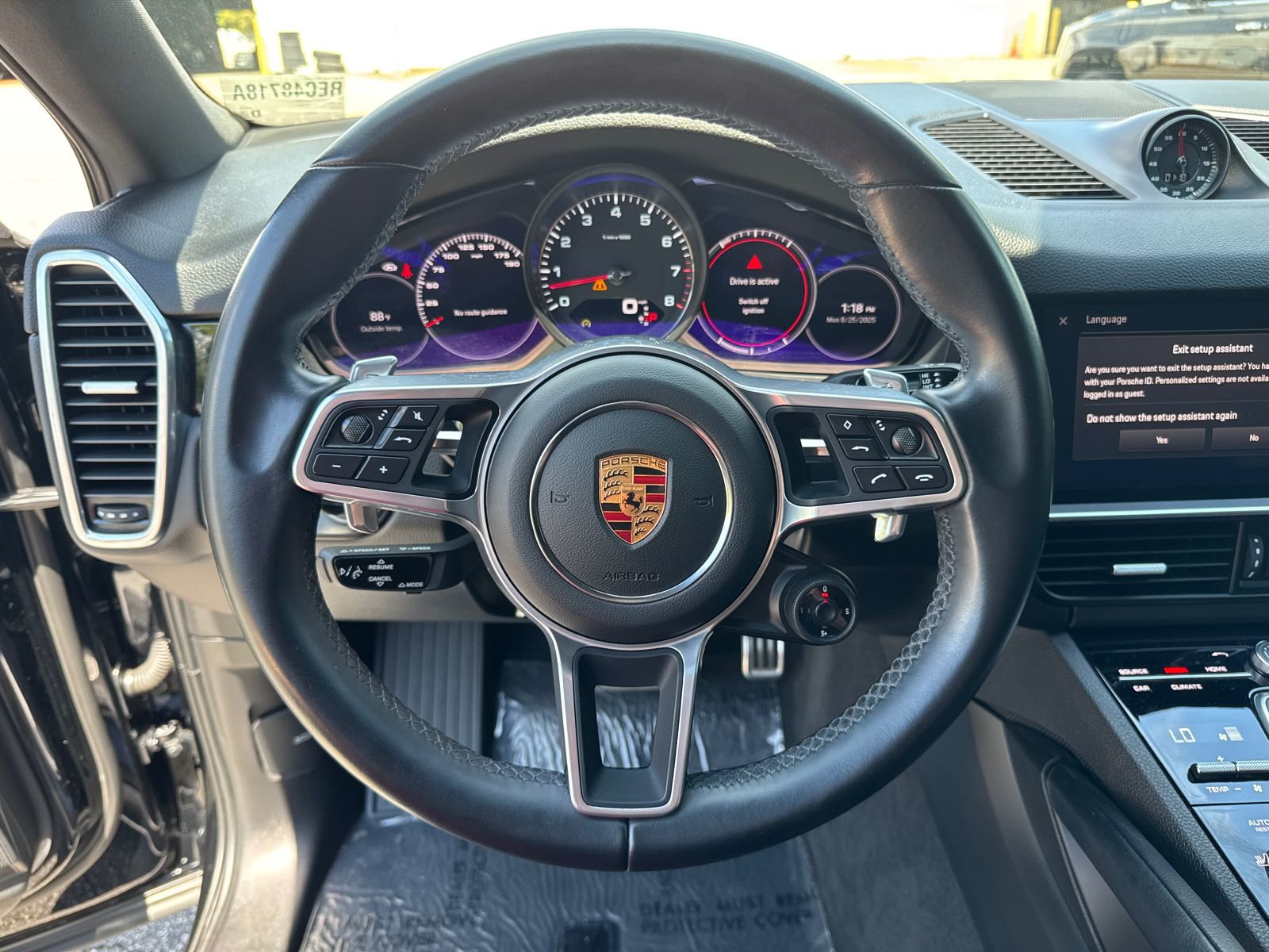 Used 2022 Porsche Cayenne S image 25