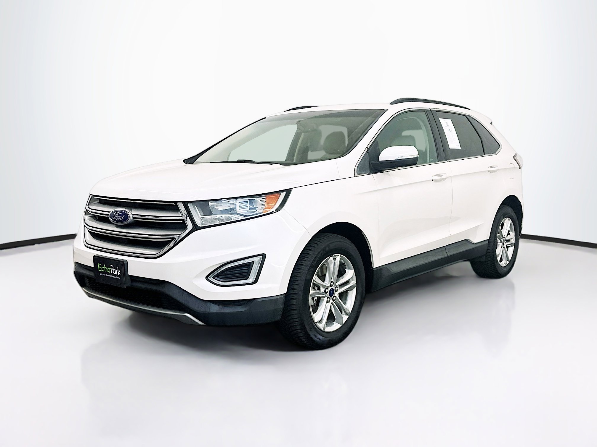 Used 2016 Ford Edge SEL w/ Equipment Group 201A AWD/4WD image 3