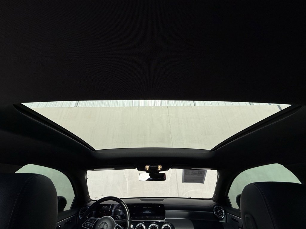 Used 2021 Mercedes-Benz A 220 image 7