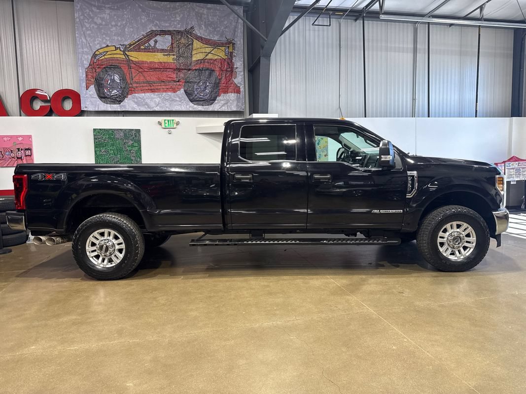 Used 2019 Ford F350 XLT AWD/4WD image 6
