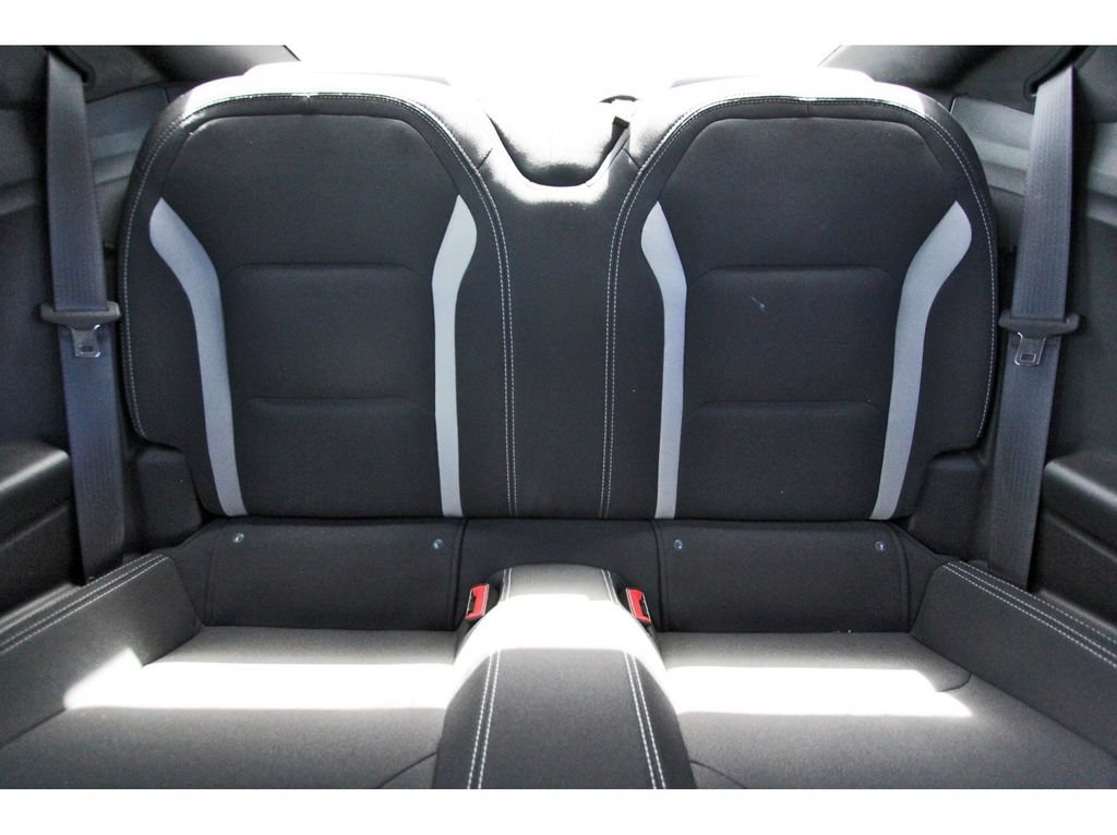 Used 2017 Chevrolet Camaro LT RWD image 14