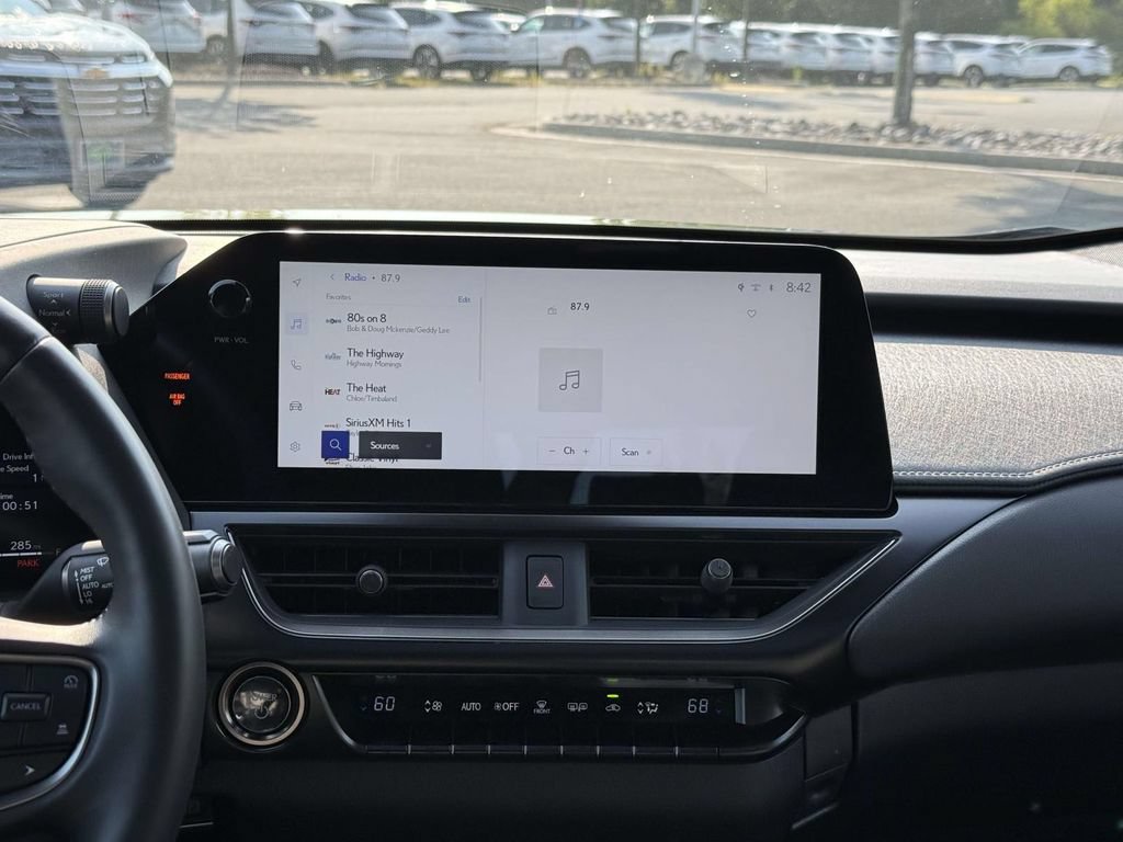Used 2025 Lexus UX 300h AWD w/ Accessory Package (Z1) image 10