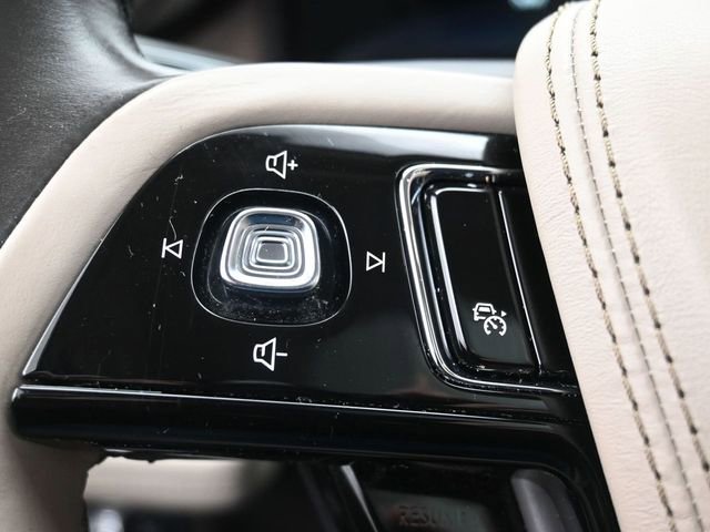 Used 2020 Lincoln Aviator Reserve w/ Equipment Group 201A image 17