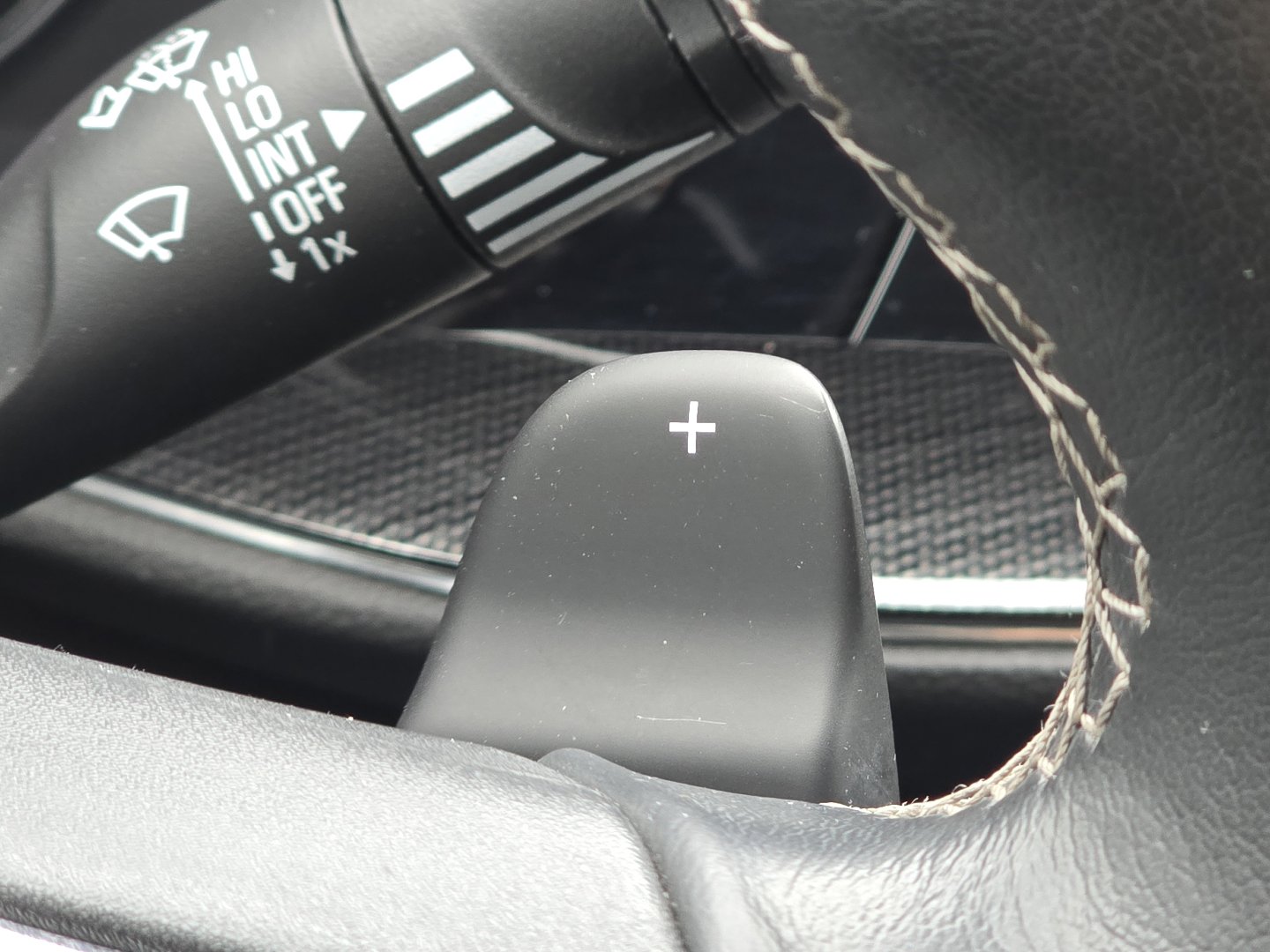 Used 2023 Buick Envision Essence image 15