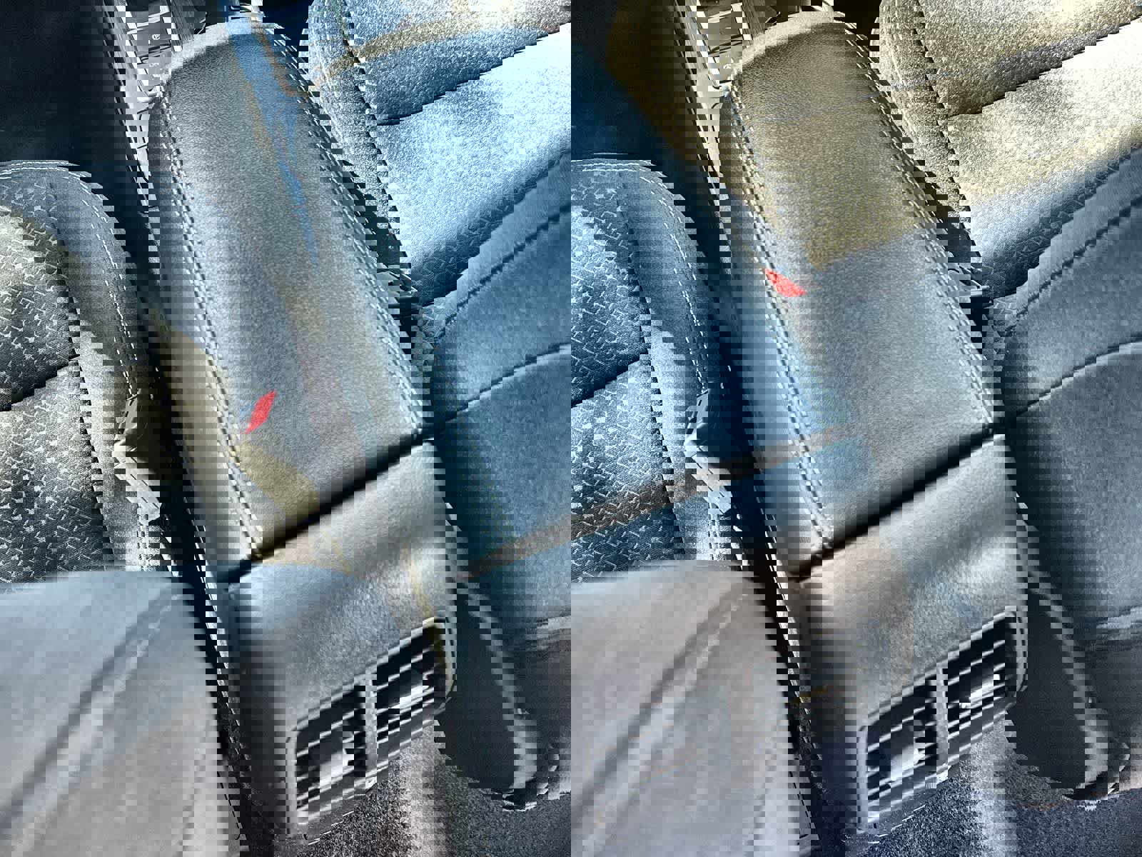 Used 2024 Ford Escape Active image 22