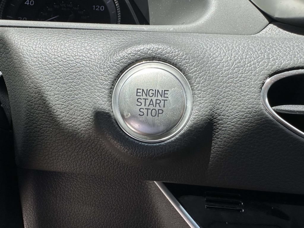Used 2023 Hyundai Sonata SEL FWD image 22