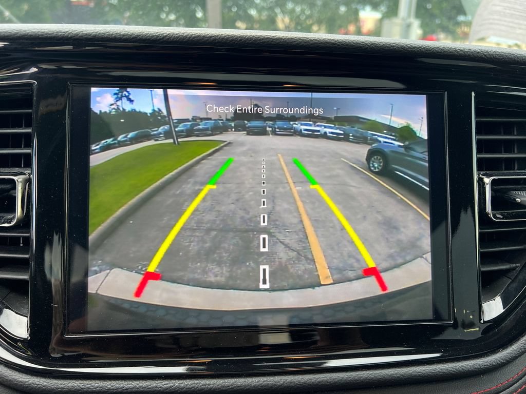 Used 2024 Dodge Durango GT RWD image 25
