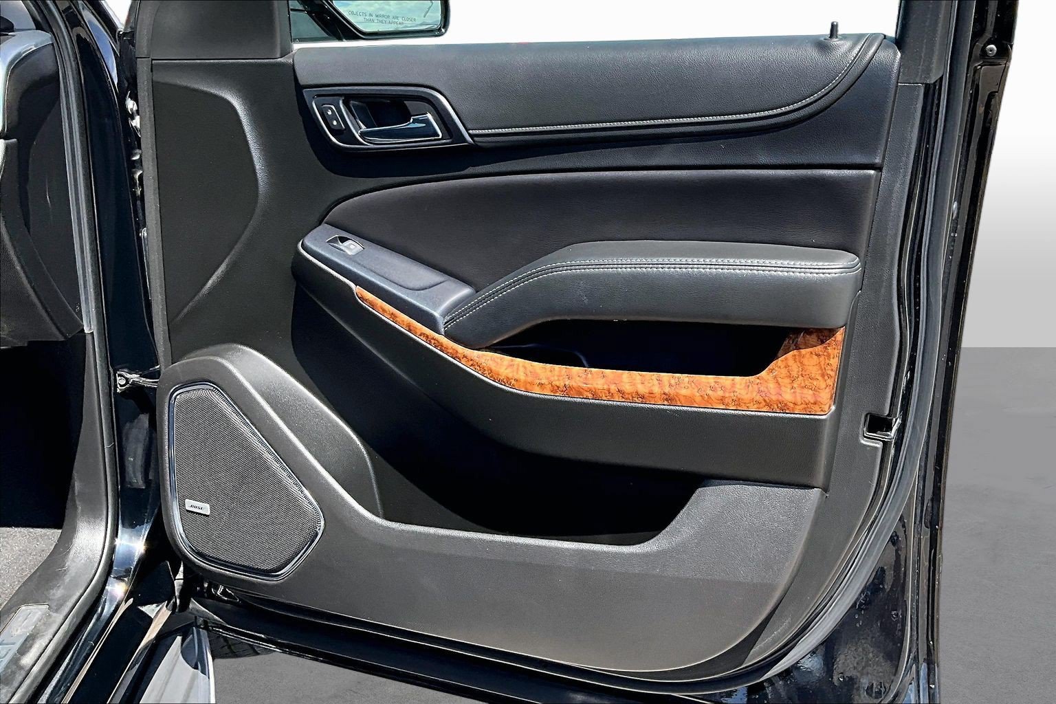 Used 2019 Chevrolet Tahoe Premier AWD/4WD image 18