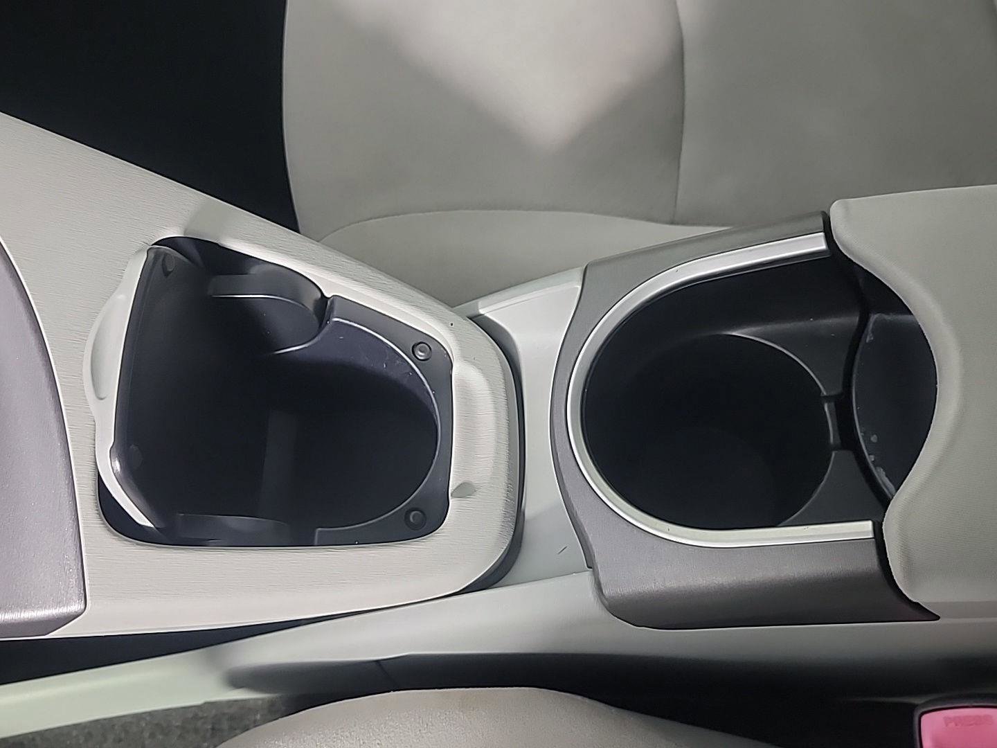 Used 2013 Toyota Prius Three image 32