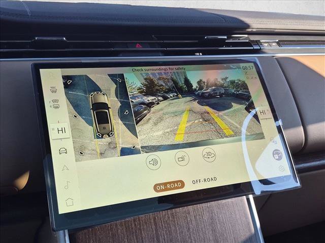 New 2027 Land Rover Range Rover Long Wheelbase SE AWD/4WD image 18