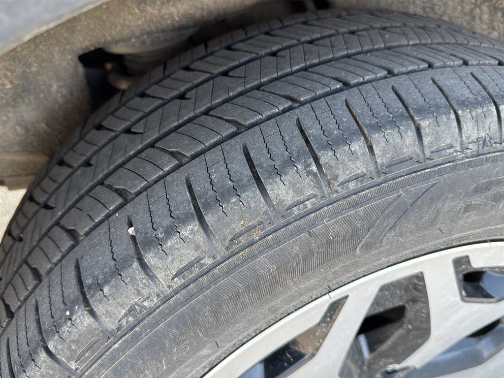 Used 2024 Subaru Forester Premium image 13