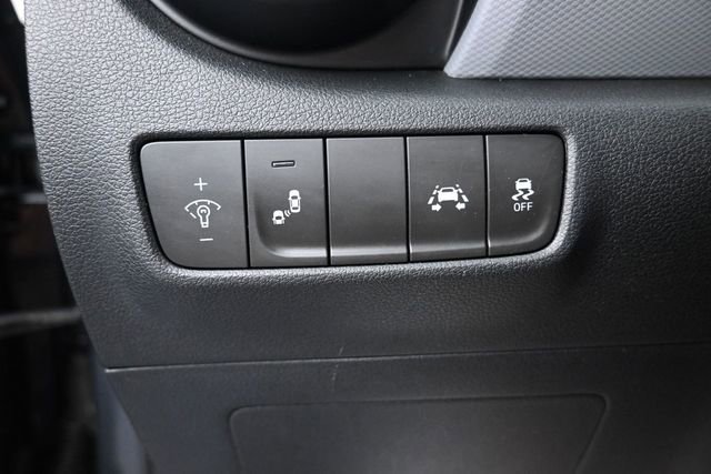 Used 2019 Hyundai Kona SEL FWD image 27