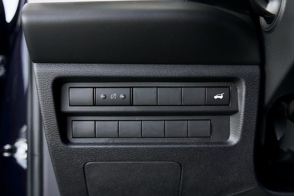 Used 2025 Mitsubishi Outlander SE FWD image 33