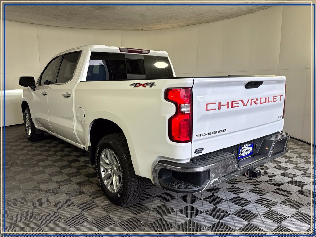 Used 2021 Chevrolet Silverado 1500 LTZ w/ LTZ Convenience Package II AWD/4WD image 11