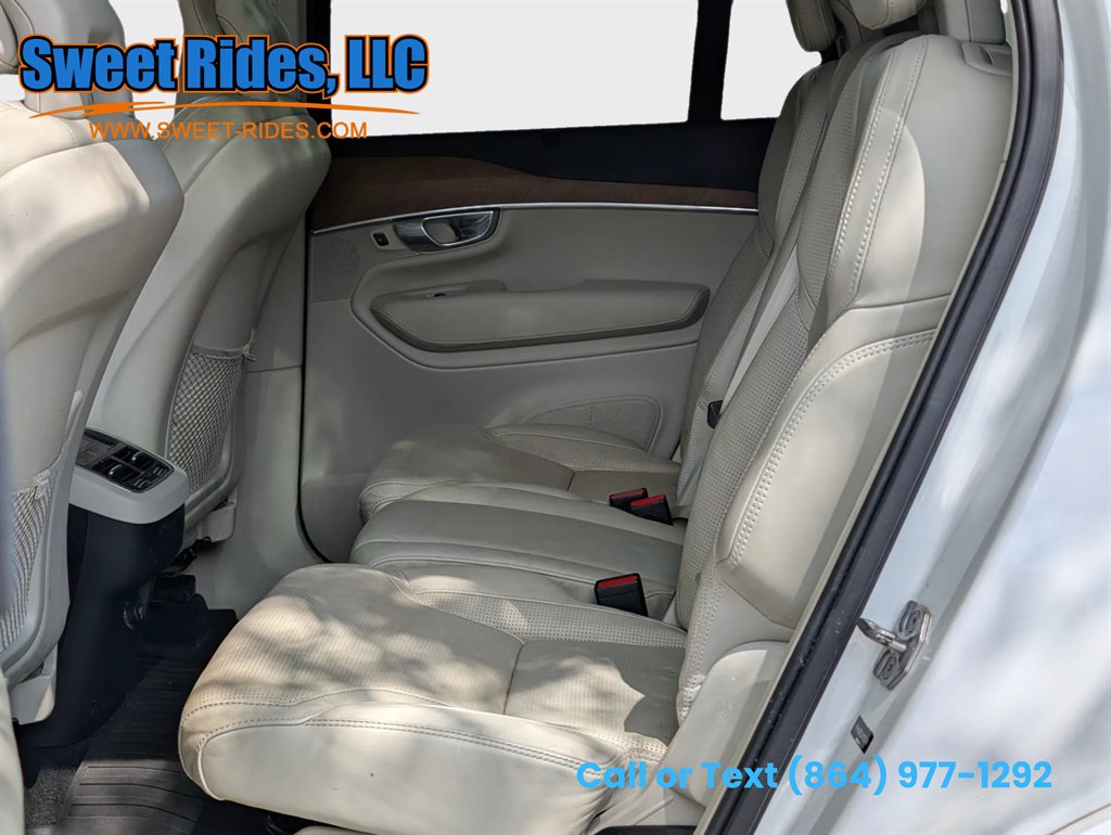 Used 2017 Volvo XC90 T6 Inscription w/ Vision Package image 11