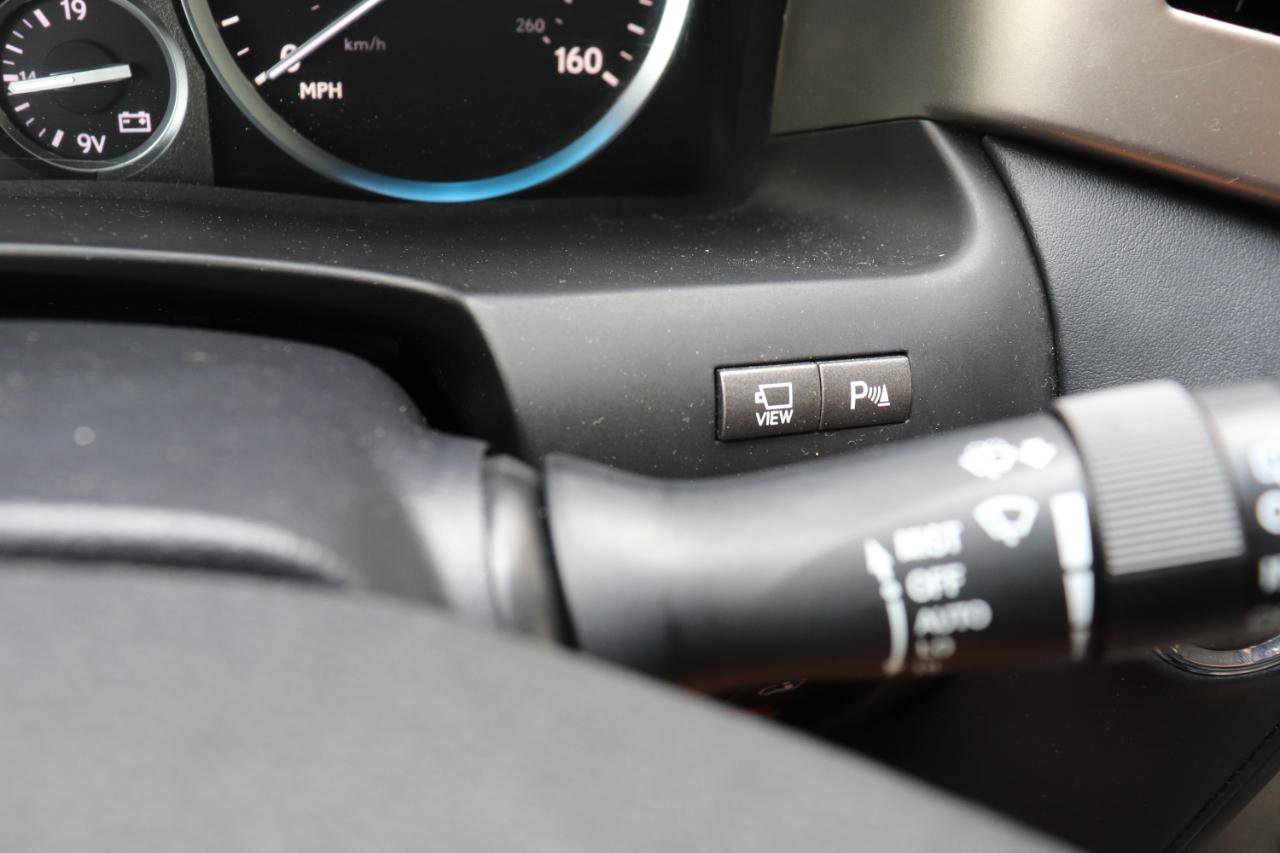 Used 2015 Lexus LX 570 4WD image 78