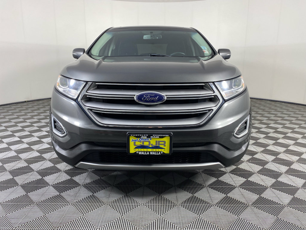 Used 2016 Ford Edge Titanium w/ Equipment Group 301A AWD/4WD image 2