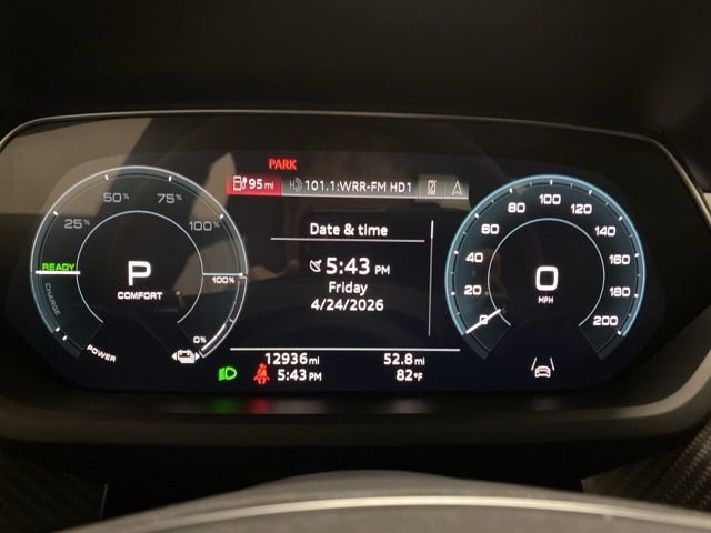 Used 2022 Audi e-tron GT Prestige w/ Prestige Package AWD/4WD image 12