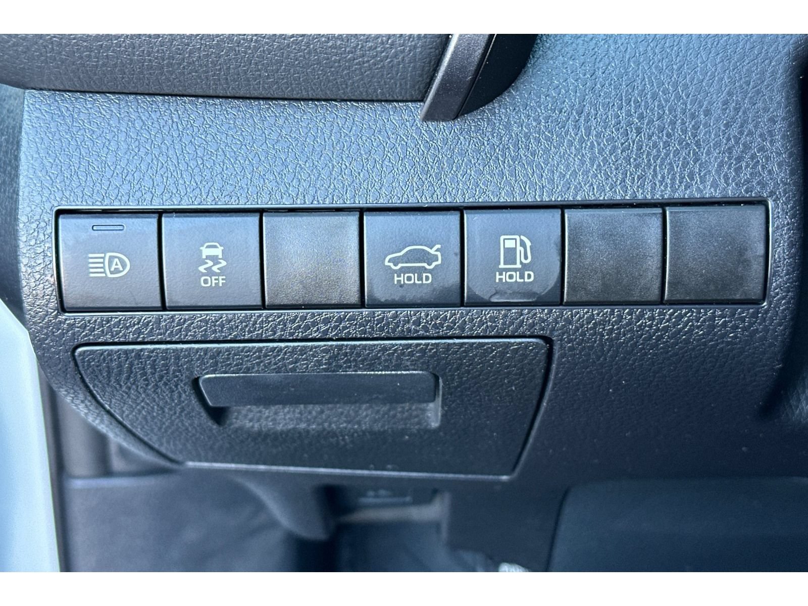 Used 2024 Toyota Camry SE FWD image 28