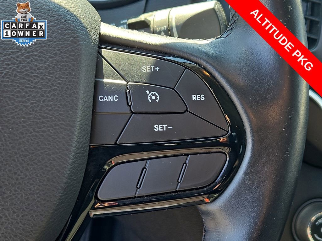 Used 2020 Jeep Cherokee Latitude Plus image 21